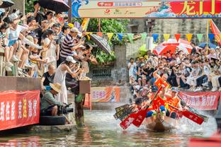 今天太铁了！瓦塞尔上半场7中1仅得到2分1板1助